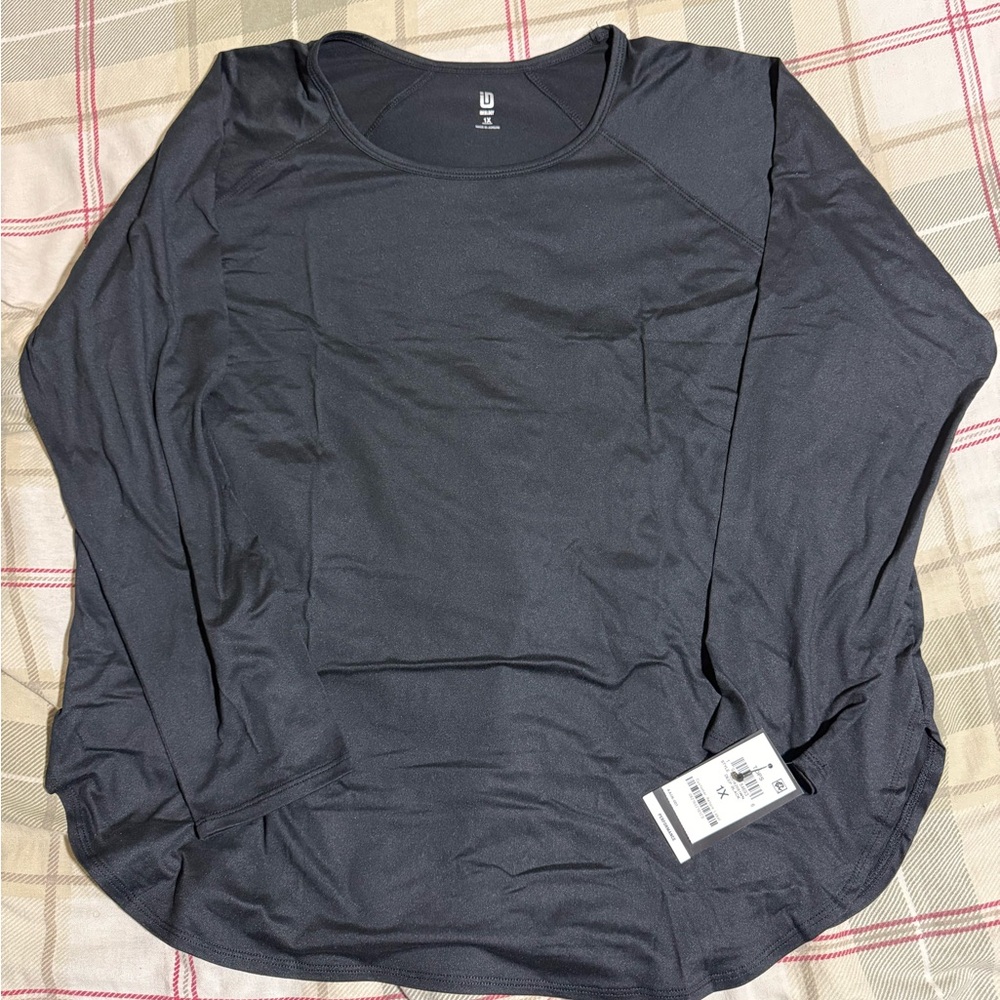 Women's Black Long Sleeve Tee - Picture 2 of 3